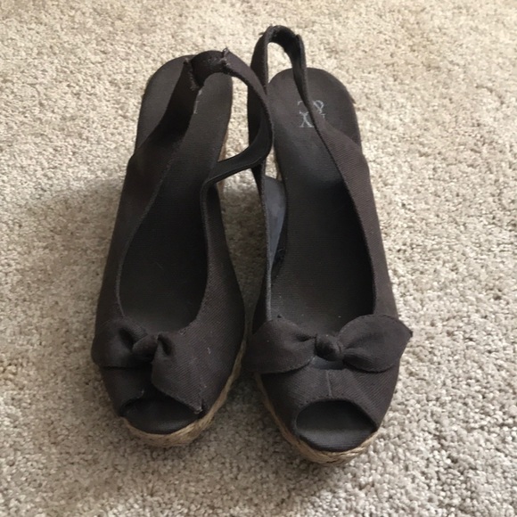 Brown wedge sandal! - Picture 2 of 4